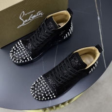 Christian Louboutin Low Shoes